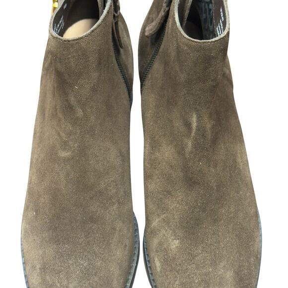 New Cole Haan Holis Brown Suede Bootie Gold Buckle Side Zip W29147 Women's 6B - Picture 8 of 13